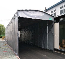 高清图片中的纺织品遮篷 设计、功能与美学解析