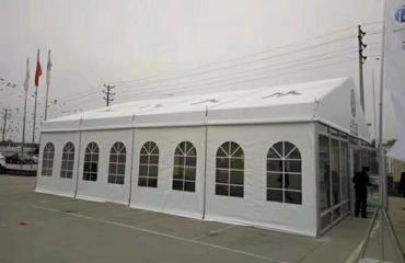 南昌展览庆典一站式租赁服务 大棚、桌椅、帐篷、铁马与纺织品清洁全攻略