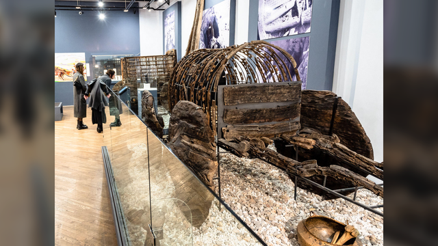 亚美尼亚青铜时代的“敞篷豪车” 1.6米巨轮与精湛工艺的见证